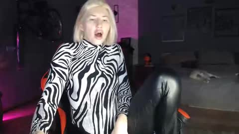 Malina online show from December 8, 6:11 am