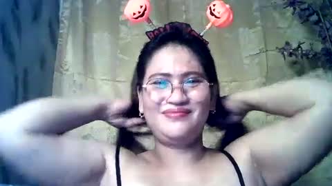 amazing angel online show from October 31, 6:56 pm