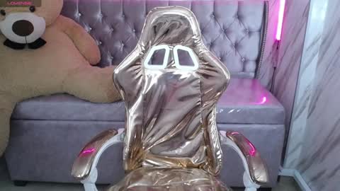 Snapshot of ambar72_b chatting on January 11, 1:01 pm LIVE 0730AM-0200PM online show from January 11, 1:01 pm