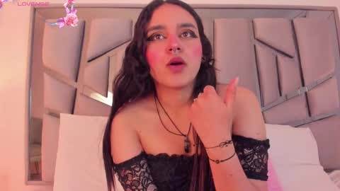   online show from December 11, 6:52 pm