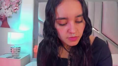   online show from December 22, 6:48 pm
