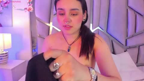   online show from January 11, 7:05 pm
