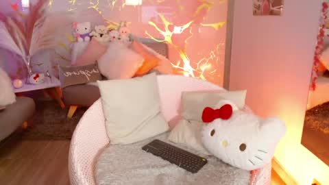 Ambar online show from May 22, 9:24 pm