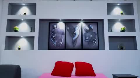 Ambar  online show from May 8, 12:52 pm