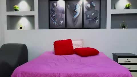 Ambar  online show from May 13, 4:24 pm