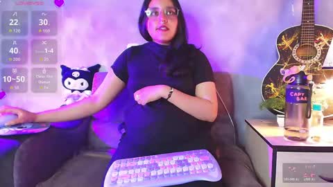 ambardevon_x online show from May 19, 1:56 am