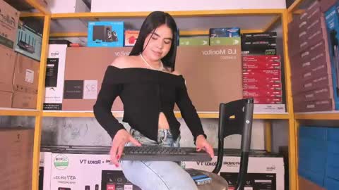 Ambarina  online show from May 15, 11:46 am