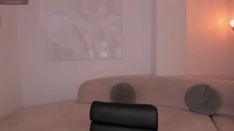 Ambar  online show from May 6, 10:52 am