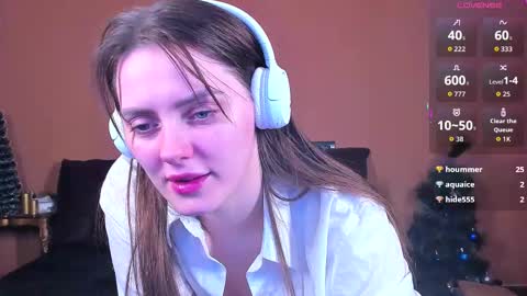 amber_tender_ online show from January 13, 9:19 pm