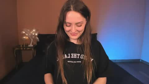 amber_tender_ online show from May 16, 12:57 am