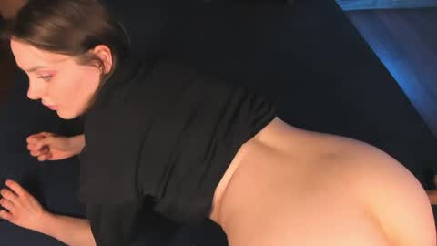 amber_tender_ online show from May 16, 12:13 am