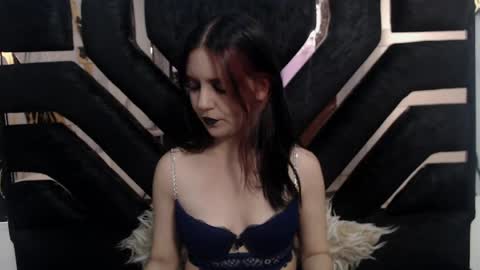amber online show from May 18, 2:56 pm