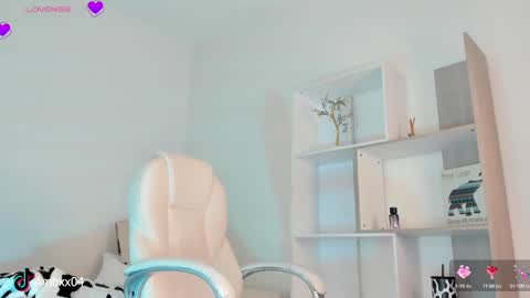 Amber online show from October 8, 8:24 pm