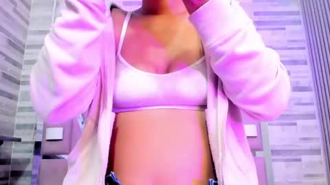 Amber online show from May 13, 7:19 pm