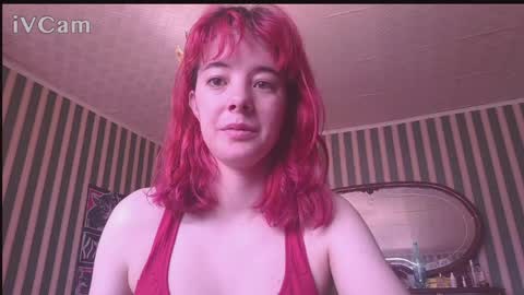 amberrrdolll online show from May 4, 10:52 am