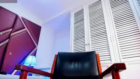 ambervegaa online show from October 16, 1:14 pm