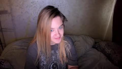 ambrosia__ online show from September 27, 4:52 am