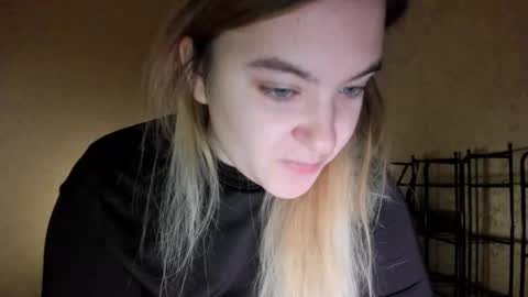 ambrosia__ online show from October 6, 3:45 am