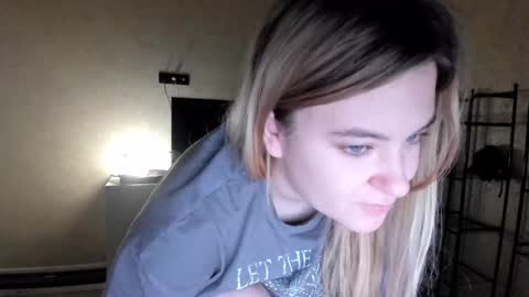 ambrosia__ online show from September 30, 10:58 pm