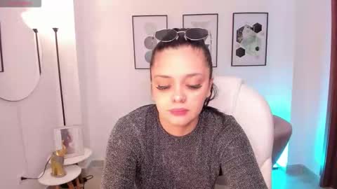 amelia online show from September 21, 11:42 am