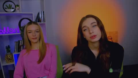 amelia lovely1 online show from March 23, 10:32 am