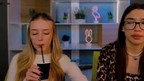 amelia lovely1 online show from March 27, 8:26 am