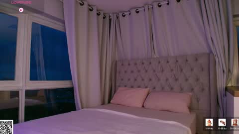 amelia_mee online show from May 22, 8:18 pm