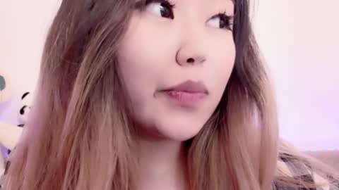 Amelia online show from March 28, 3:44 pm