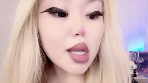 Amelia online show from March 3, 12:23 am