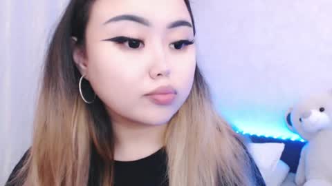 Amelia online show from May 25, 4:17 pm