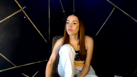 Amalia Castro online show from April 7, 11:12 am