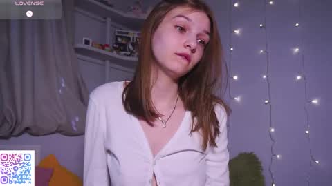 Amelia online show from May 4, 8:51 am