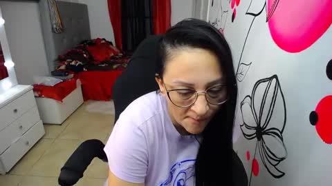 Amelia online show from November 7, 1:44 am