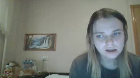 ameliavane online show from November 20, 10:05 am