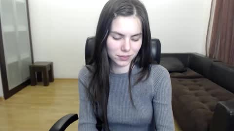 Amelie online show from October 29, 5:48 pm