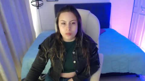 Amelie  online show from May 17, 2:38 pm