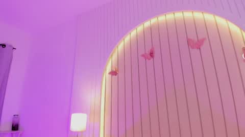 Amelia online show from October 18, 2:36 am