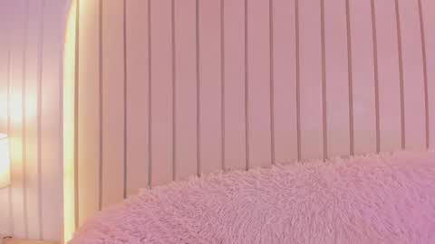 Amelia online show from September 19, 2:21 am