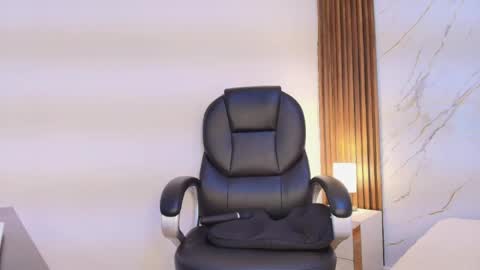 Ameli online show from May 13, 4:24 pm