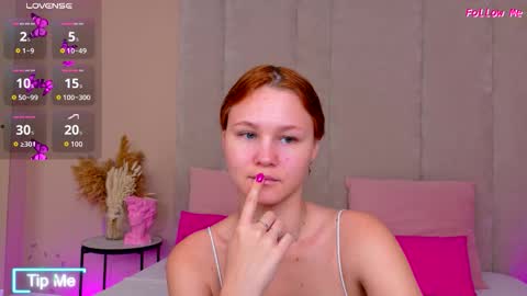 AmeliRoyse online show from November 16, 5:13 pm