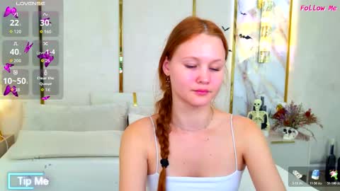 AmeliRoyse online show from November 3, 5:06 pm