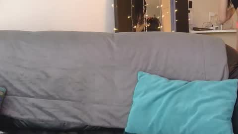 HOT white  naughty leo  xxx online show from December 13, 8:04 pm