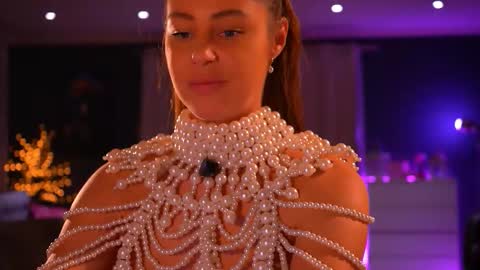 Amida online show from January 9, 11:20 pm