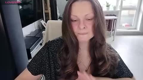 Mila online show from May 17, 5:39 am