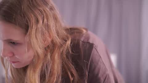 Emily online show from December 1, 5:26 pm