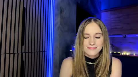 Amily online show from May 16, 3:55 pm