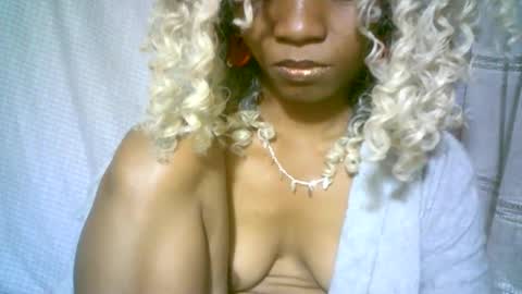 Snapshot of aminah01 chatting on January 4, 5:16 pm aminah01 online show from January 4, 5:16 pm