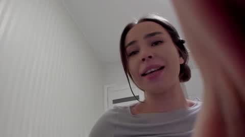 Kristina online show from April 5, 8:46 am