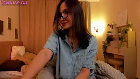 Camilla online show from May 11, 1:08 am