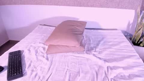  AMIRAH  online show from November 19, 10:32 pm